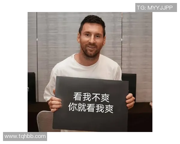 曾获足球先生荣誉的传奇球星们的辉煌历程与成就回顾